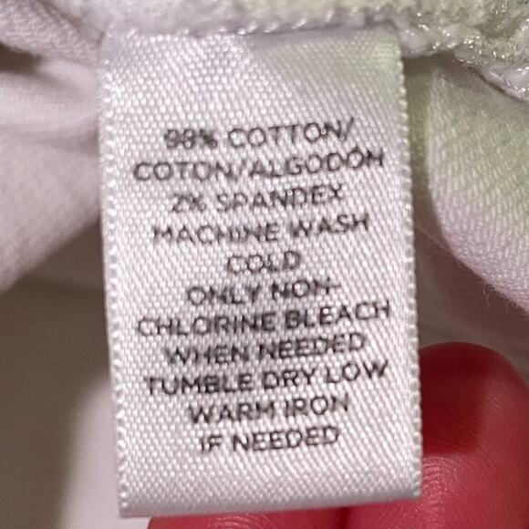 LOFT Cotton White Relaxed Skinny Fit Mid Rise Denim Stretch Shorts, Size 12 - Picture 11 of 13